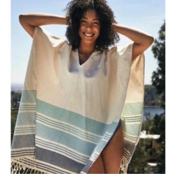 Tribe Alive Fringed Poncho - Picture 1 of 12